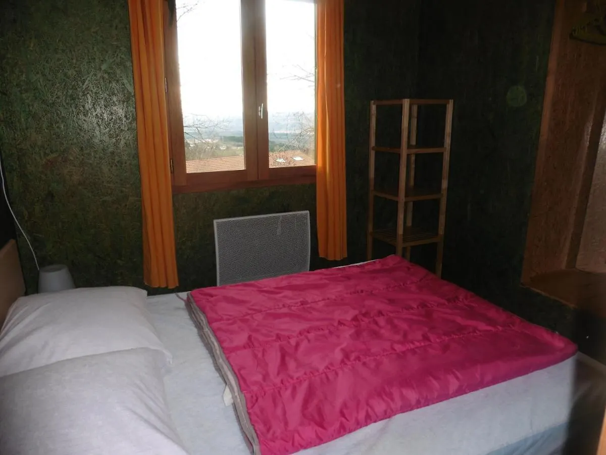 Camping Le Montbartoux Vollore-Ville Campsite